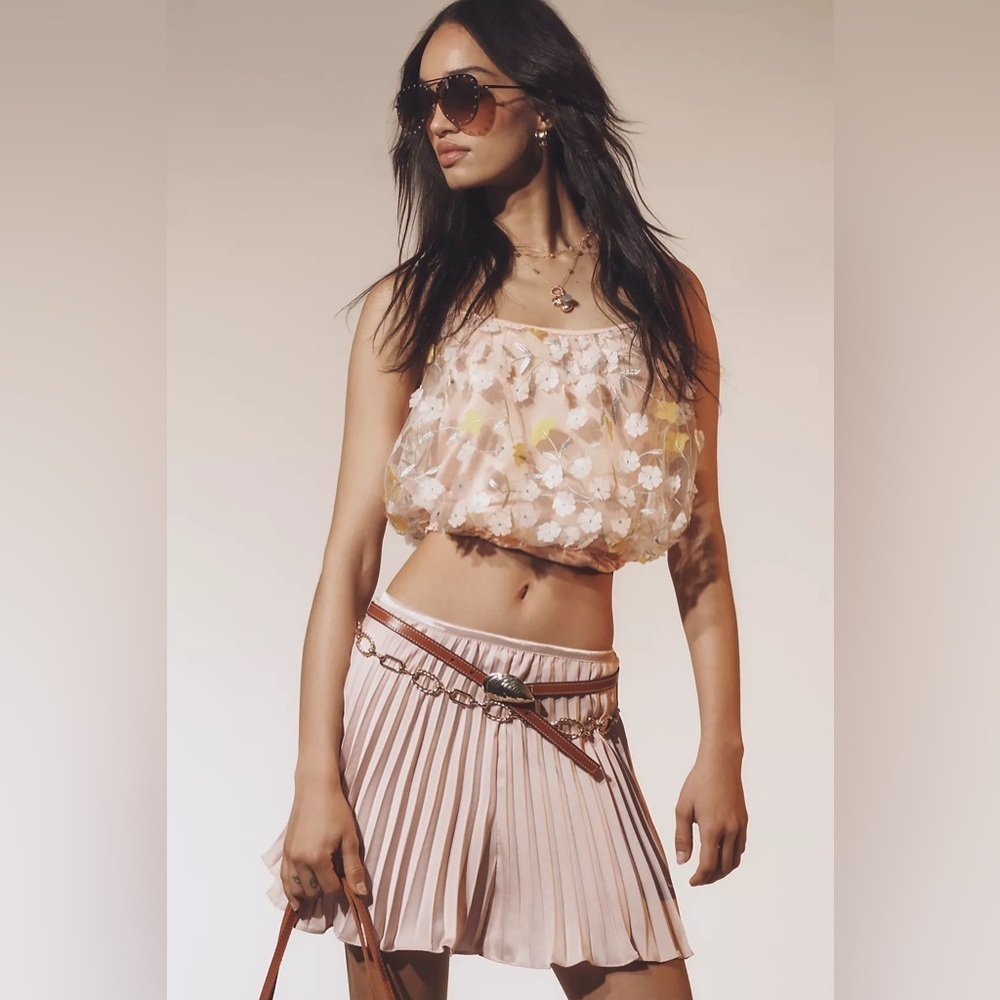 NWT! By Anthropologie Pink Silky Plisee Shorts 🐢